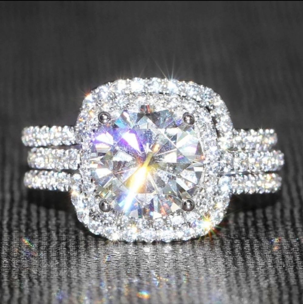 Stunning 3 Carat Diamond Ring